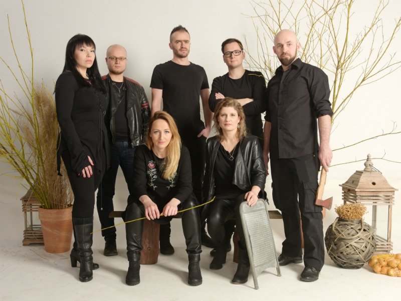 Stacjonująca w Piasecznie folk-metalowa grupa Łysa Góra nagrała cover utworu „Toss a Coin to Your Witcher” z serialu Netflixa &quot;Wiedźmin&quot;.