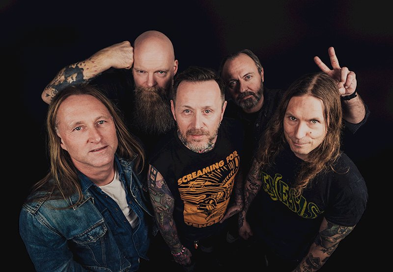 AUDREY HORNE – nowy singiel „God Damn Beautiful”