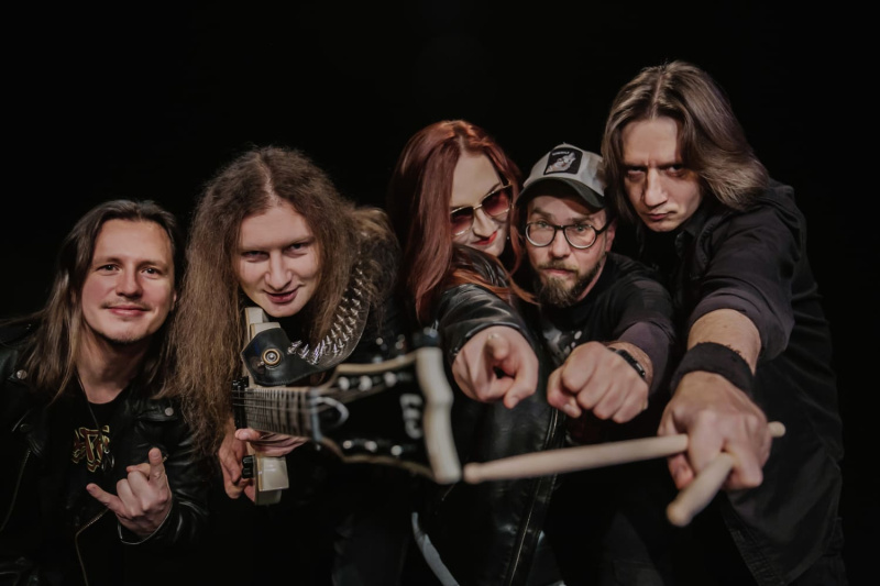 SLAVE KEEPER (hard'n'heavy) prezentuje singiel z nowego albumu "Podwójna gra"