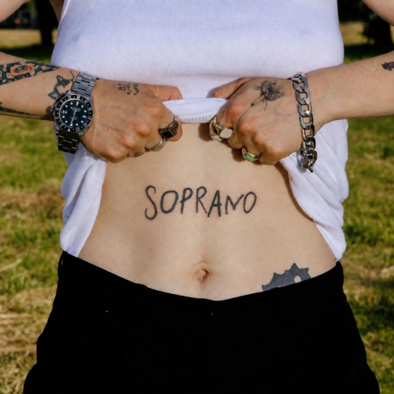 DUCHY STAREJ TELEWIZJI WYCHODZĄ NA ŻER W NOWYM SINGLU NANGI PT. „SOPRANO"!