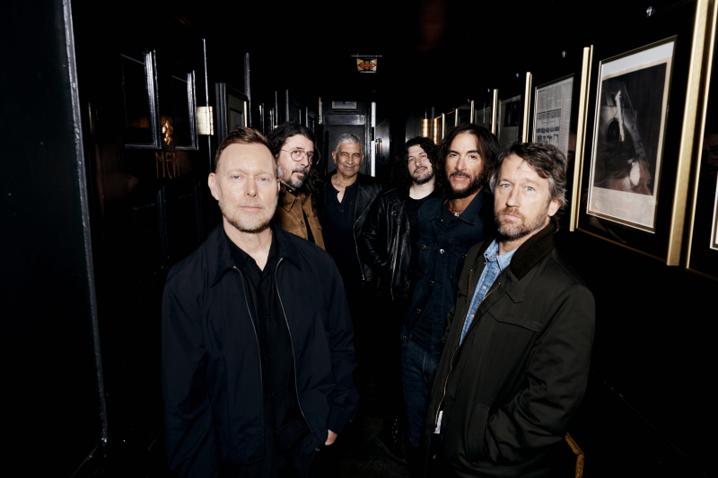 „Caught In The Echo”: najnowszy riffowy cios od Foo Fighters