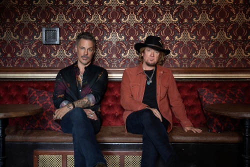 Smith / Kotzen. 'Black Light' drugim singlem zapowiadającym drugi album duetu.